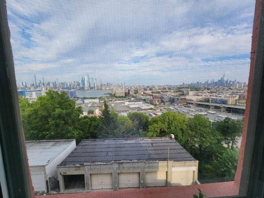 Elegant 2 Bed Gem! Mins From Nyc Daire Union City Dış mekan fotoğraf